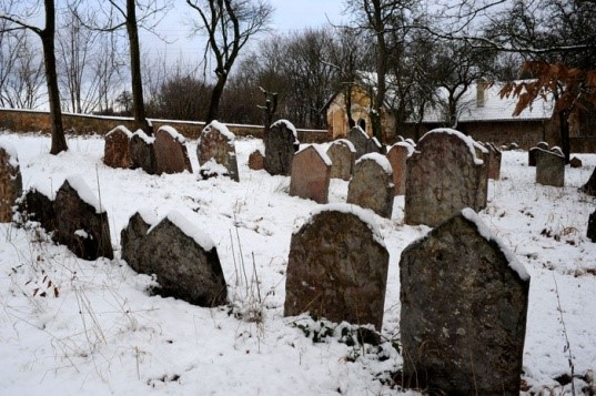 Židovský hřbitov v Litni